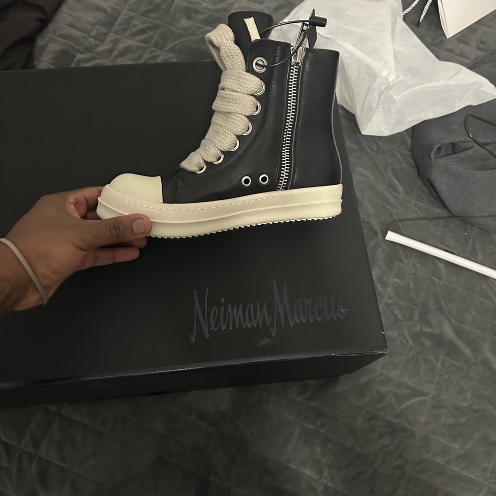 Rick Owen’s size 36 brand new never worn